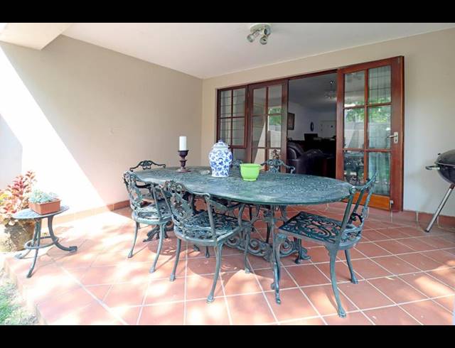2 BEDROOM TOWNHOUSE FOR SALE IN EDENBURG